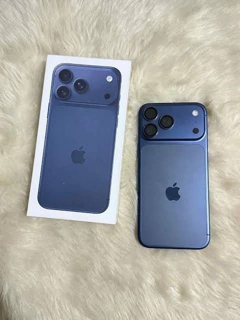 Apple Iphone 17 Pro Max 2TB, fotka 1 z 2
