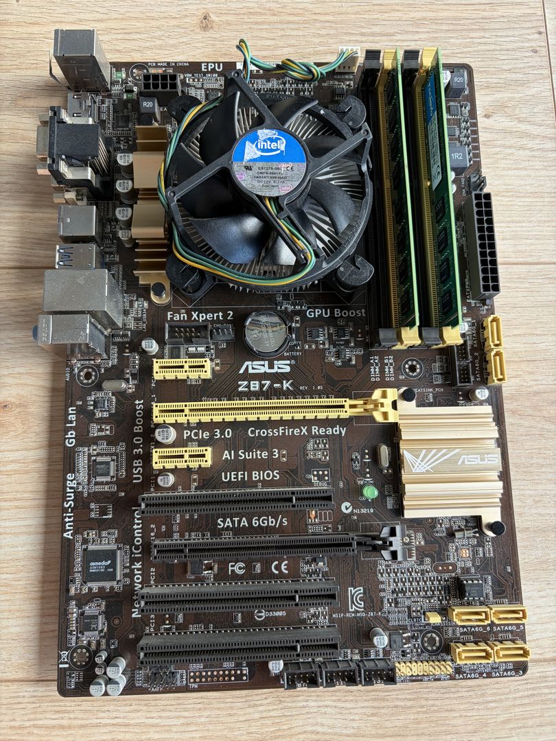 ASUS Z87-K + Intel Core i5-4690 + 16 GB RAM, fotka 1 z 4