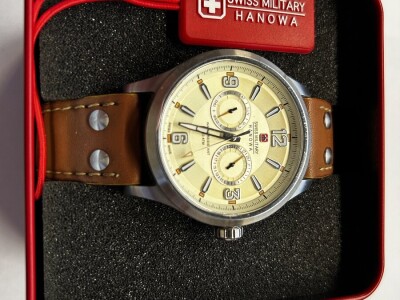 predám Švajčiarské hodinky SWISS MILITARY HANOWA