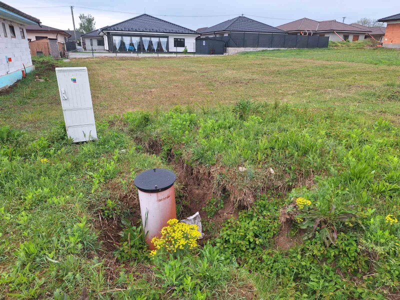 Na Predaj pozemok na výstavbu rodinného domu s projektom