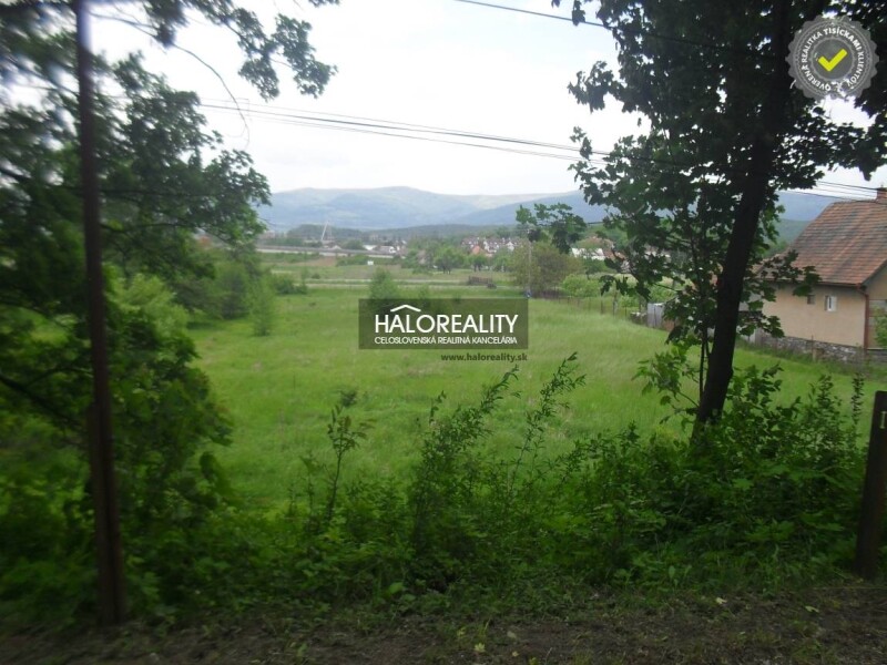 HALO reality - Predaj, pozemok pre rodinný dom 586 m2 Nováky