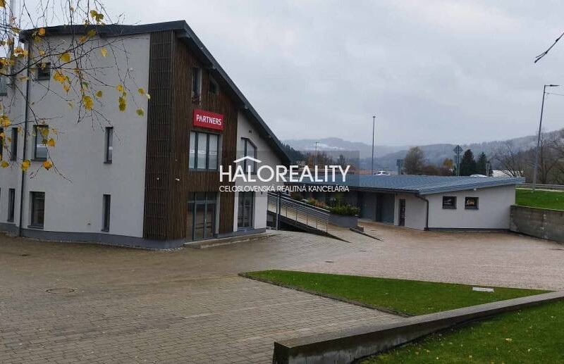 HALO reality - Prenájom, obchodný priestor Nižná, ambulantný alebo ...