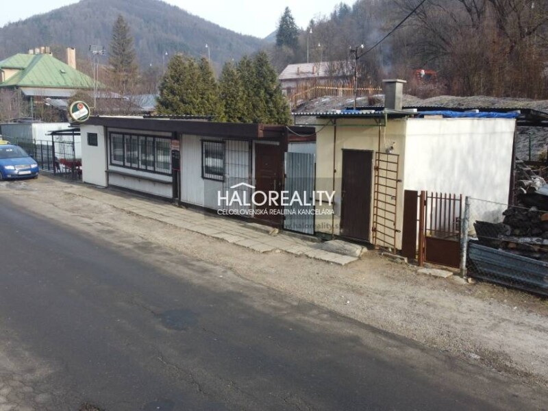 HALO reality - Predaj, pozemok 551 m2 Tisovec, a prevádzka Bufet ...