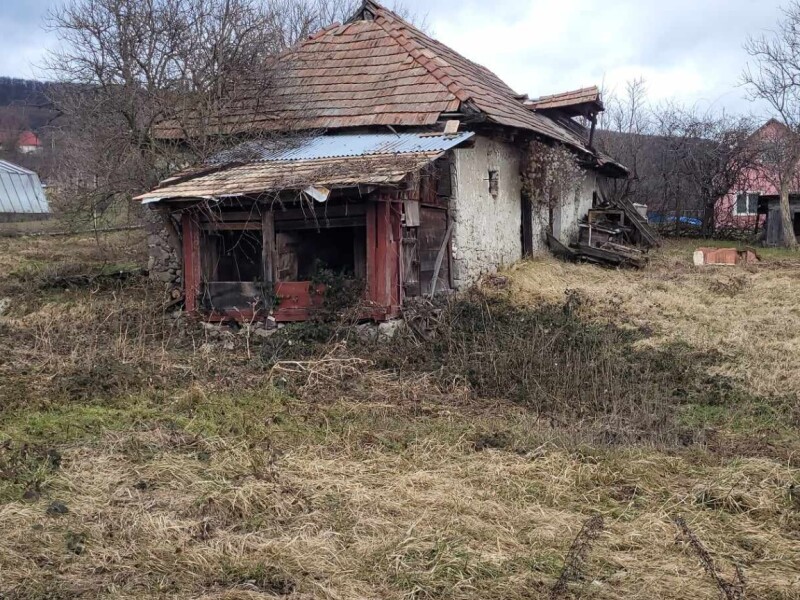 Exkluzívne ponúkame na predaj klasický sedliacky dom