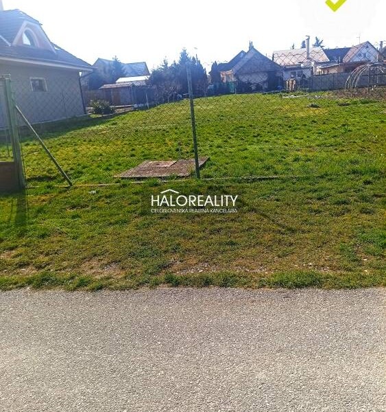 HALO reality - Predaj, pozemok pre rodinný dom 972 m2 Šelpice