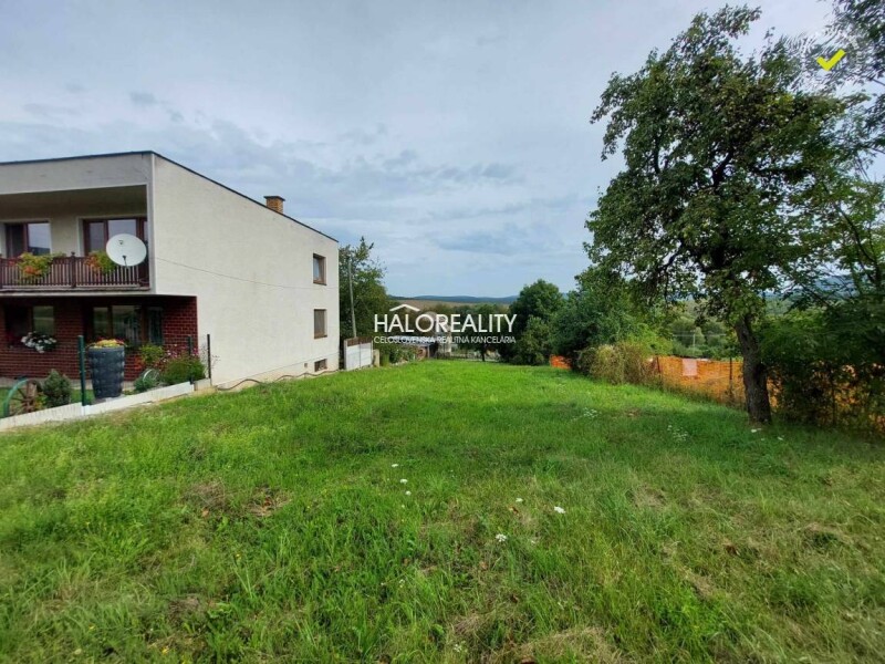 HALO reality - Predaj, pozemok pre rodinný dom 1300 m2 Drienčany ...