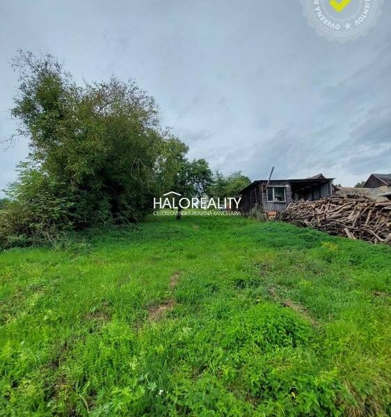 HALO reality - Predaj, pozemok pre rodinný dom 1300 m2 Drienčany ...