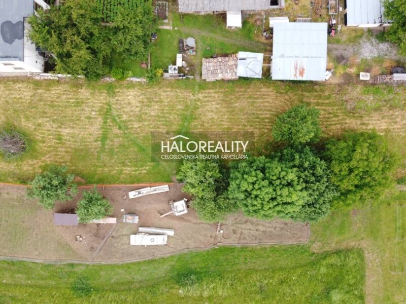 HALO reality - Predaj, pozemok pre rodinný dom 1300 m2 Drienčany ...