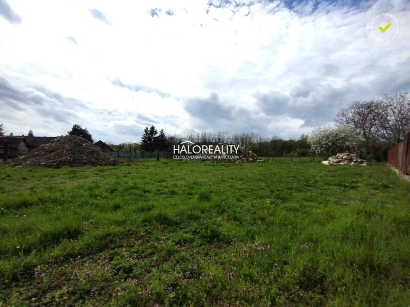 HALO reality - Predaj, pozemok pre rodinný dom 982 m2 Jur nad Hronom