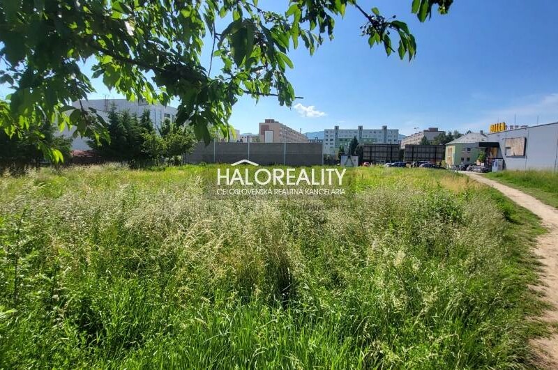 HALO reality - Predaj, pozemok pre bytovú výstavbu 1997 m2 Žiar n...