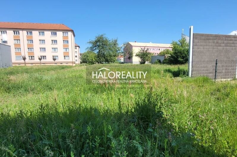 HALO reality - Predaj, pozemok pre bytovú výstavbu 1997 m2 Žiar n...