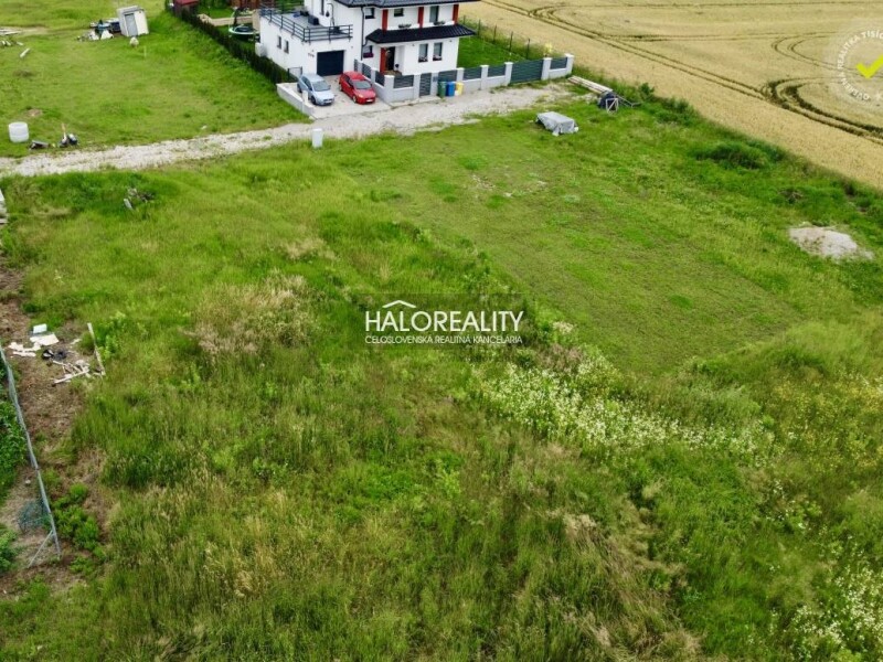 HALO reality - Predaj, pozemok pre rodinný dom 730 m2 Rimavské Ja...