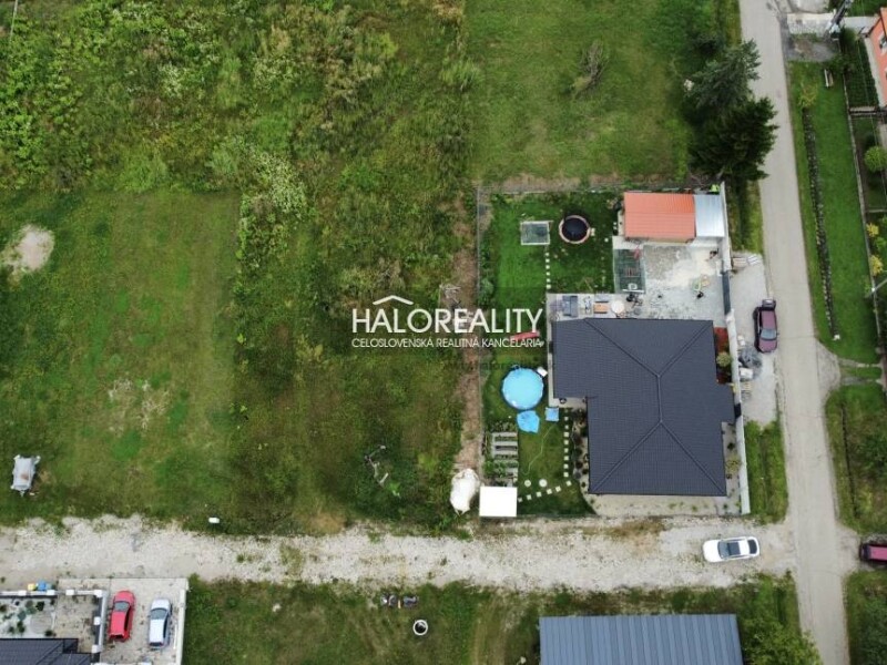 HALO reality - Predaj, pozemok pre rodinný dom 730 m2 Rimavské Ja...