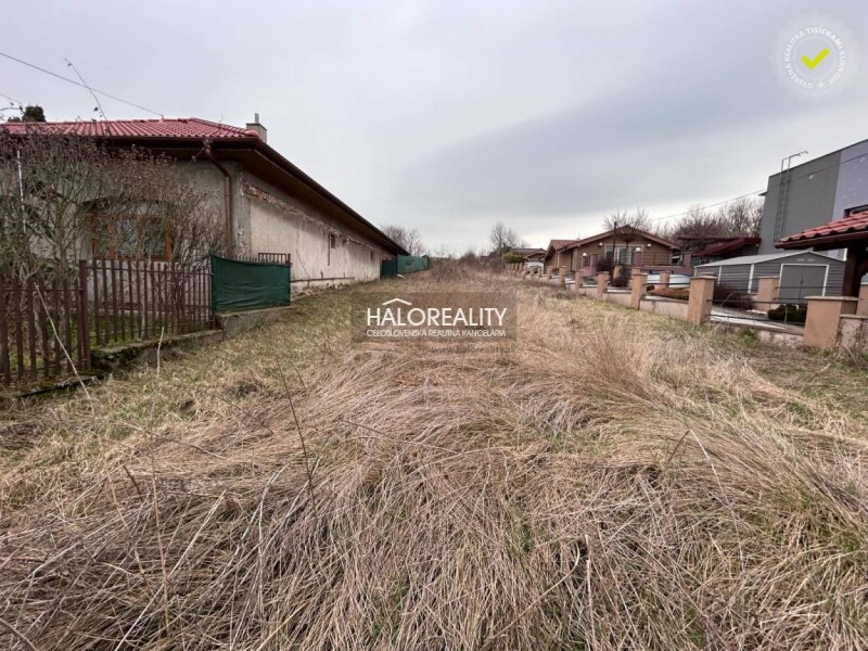 HALO reality - Predaj, pozemok pre rodinný dom 1167 m2 Cabaj - Čá...