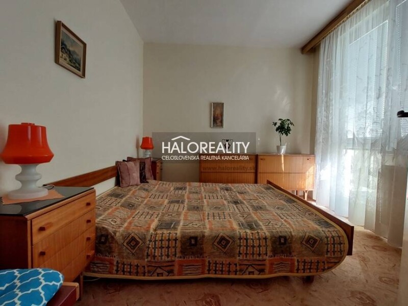 HALO reality - Predaj, štvorizbový byt Nové Zámky, s balkónom, v bl...