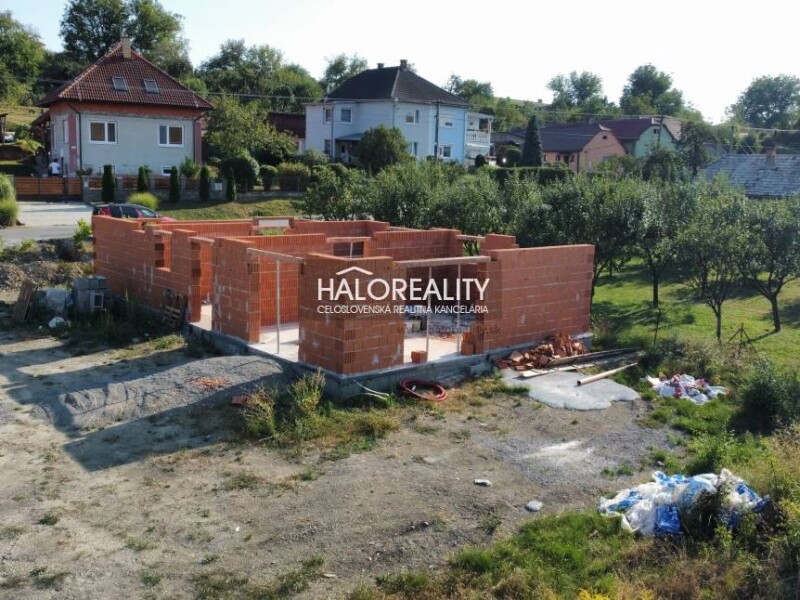 HALO reality - Predaj, rodinný dom Rimavská Sobota, Bakta - VO VÝST...