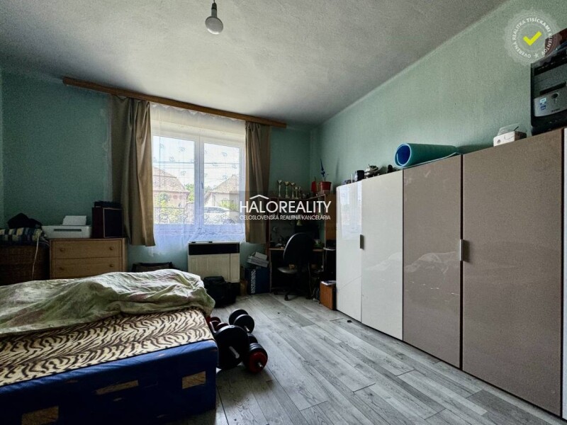 HALO reality - Predaj, rodinný dom Bruty, 1624 m2 rovinatý pozemok