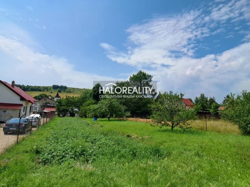 HALO reality - Predaj, pozemok pre rodinný dom 680 m2 Vojňany - E...