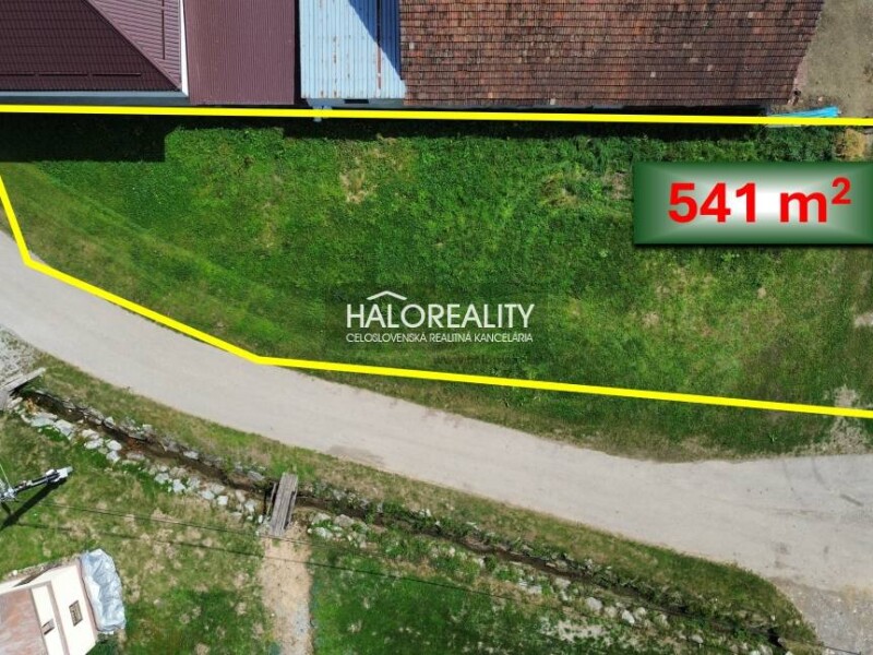 HALO reality - Predaj, pozemok pre rodinný dom 541 m2 Liptovské B...