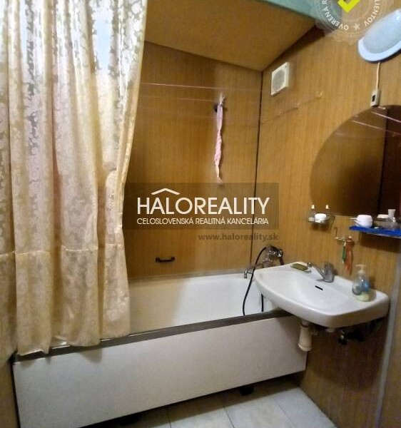 HALO reality - Prenájom, štvorizbový byt Brezová pod Bradlom