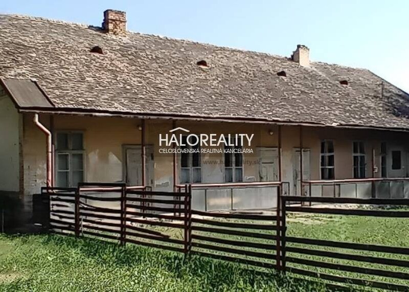 HALO reality - Predaj, rodinný dom Lučenec, s veľkorysým pozemkom -...