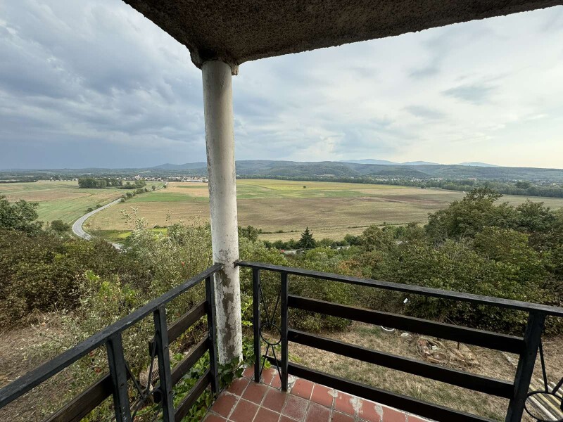 Predaj chaty s rekreačným pozemkom v Šahách, okres Levice