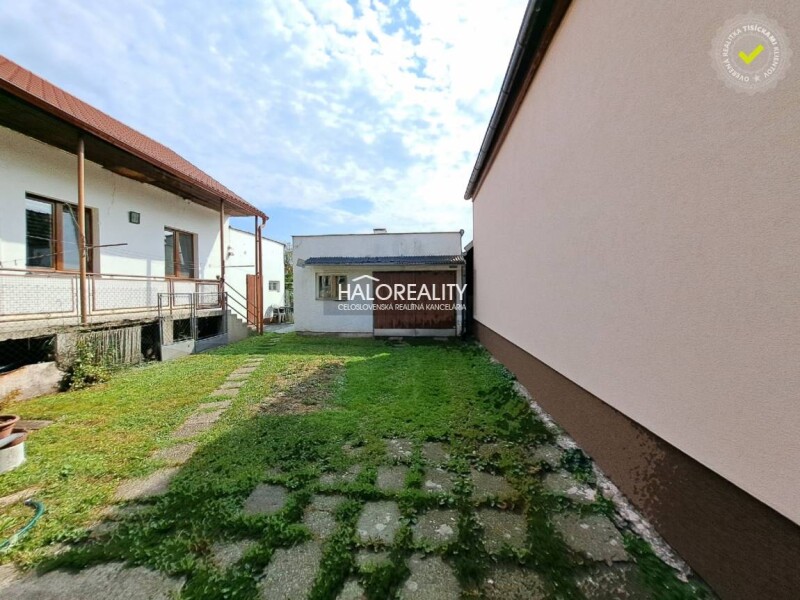 HALO reality - Predaj, rodinný dom Zvolen, s pozemkom 1000 m2 - EXK...