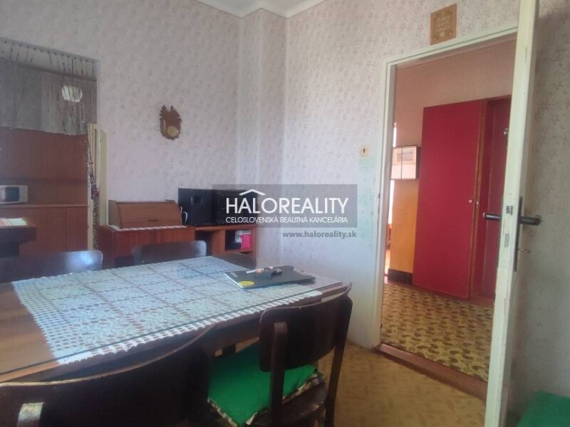 HALO reality - Predaj, rodinný dom Partizánske, v tichej časti, sln...