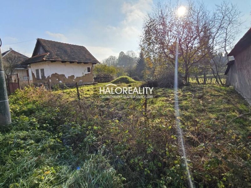 HALO reality - Predaj, pozemok pre rodinný dom 463 m2 Žemberovce ...