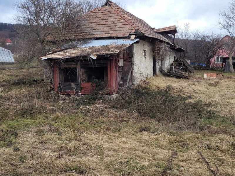 Pôvodný sedliacky dom so zachovaným vidieckym charakterom.