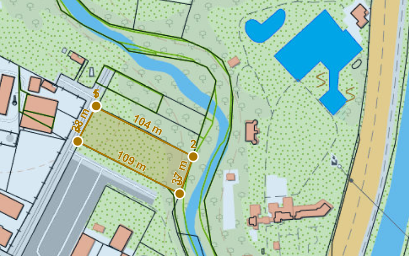 Na predaj investičný pozemok v Nových Zámkoch 4058 m2 v intraviláne