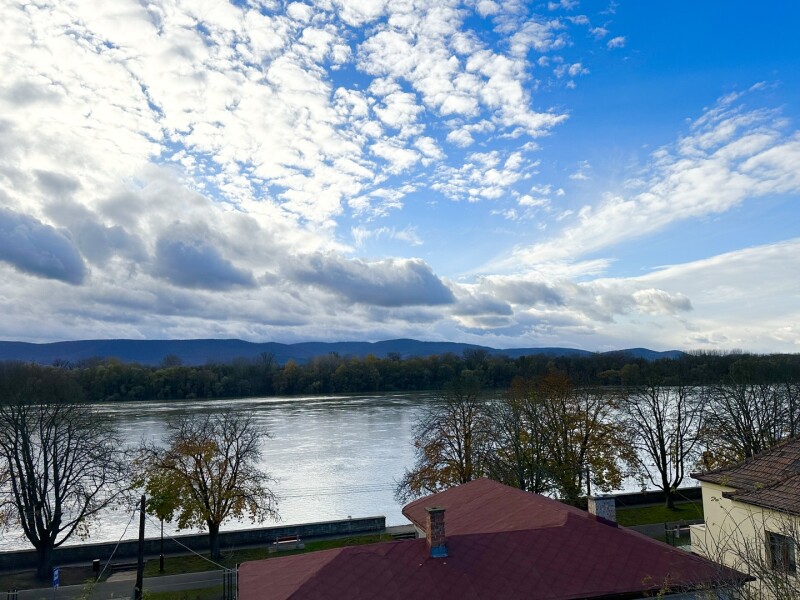 Rodinný dom s vynikajúcou panorámou, Vác, HU