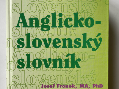 Predám Anglicko-slovenský slovník