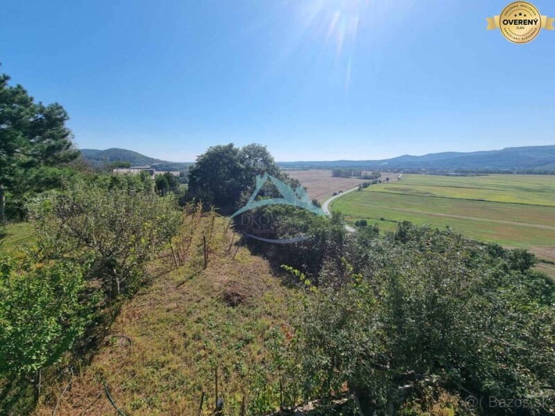 Predaj chaty s rekreačným pozemkom v Šahách, okres Levice